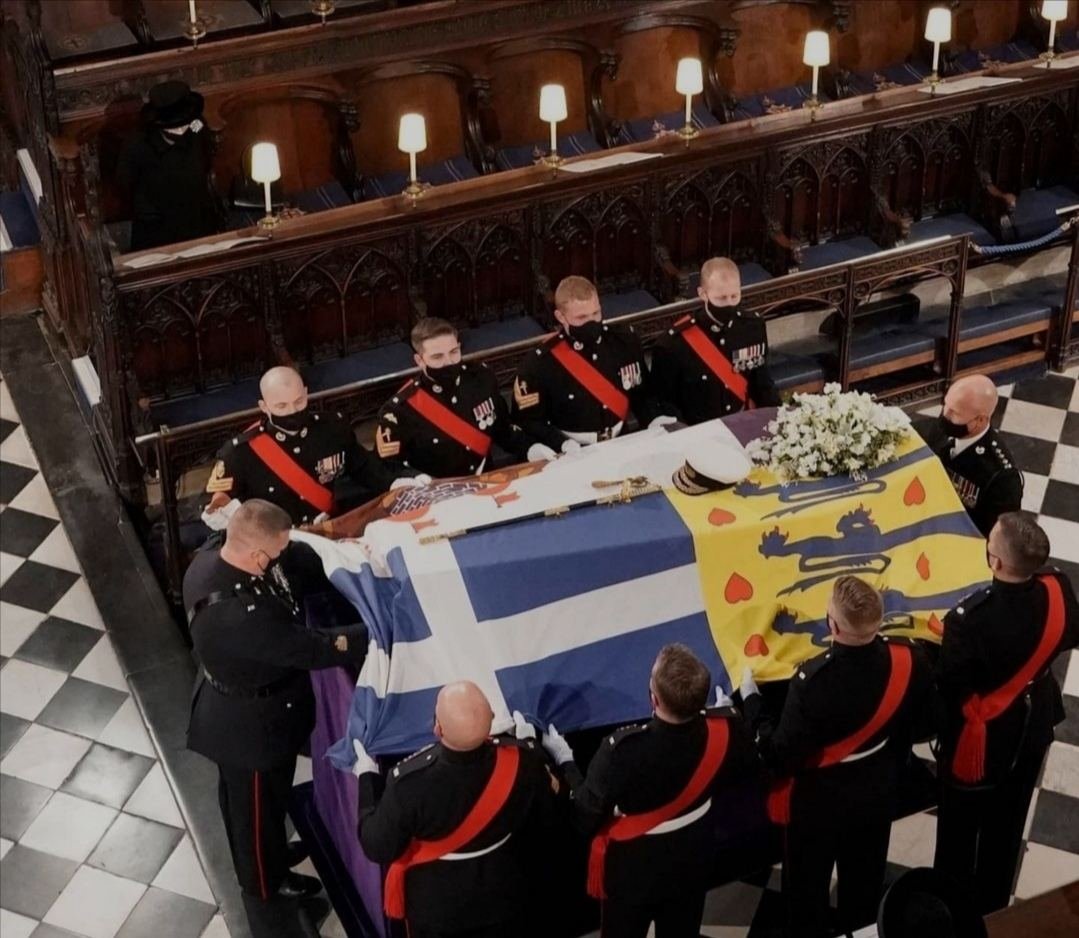 PRINCE PHILIPâ€™S SIGNATURE FLAG - Debonair